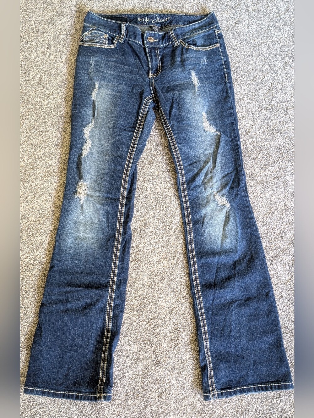 Ariya Jeans Size 7/8 Low Rise Flare Embroidered Distressed Holy Dark Blue Denim.
